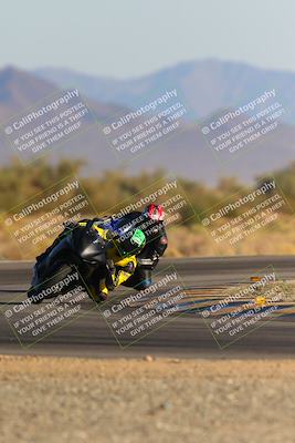 media/Dec-09-2023-SoCal Trackdays (Sat) [[76a8ac2686]]/Turn 15 Set 2 (245pm)/